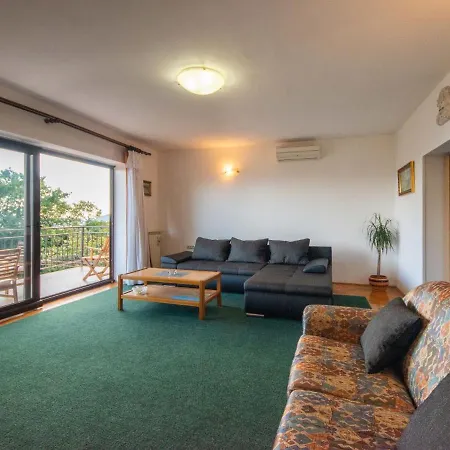 Apartment Nives-2 By Interhome Ičići