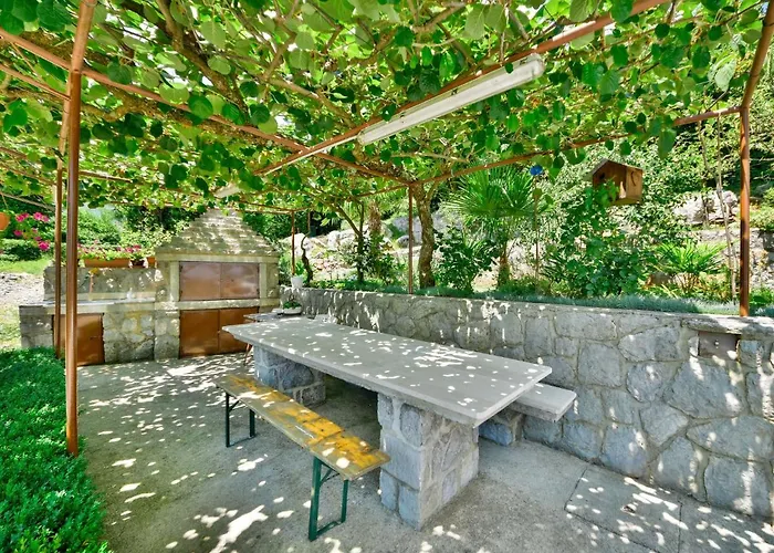 公寓 Nives-2 By Interhome