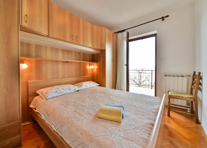 Apartman Nives-2 By Interhome *